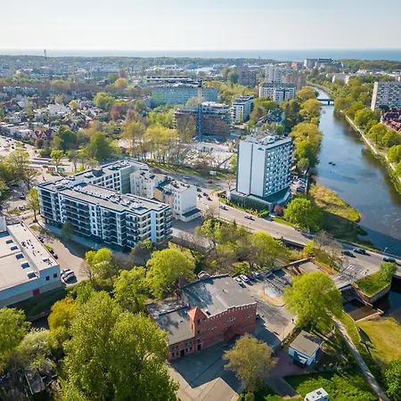 Riverside Comfort By Bookinghost Apartmán *