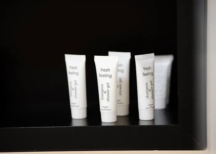 Riverside Comfort By Bookinghost