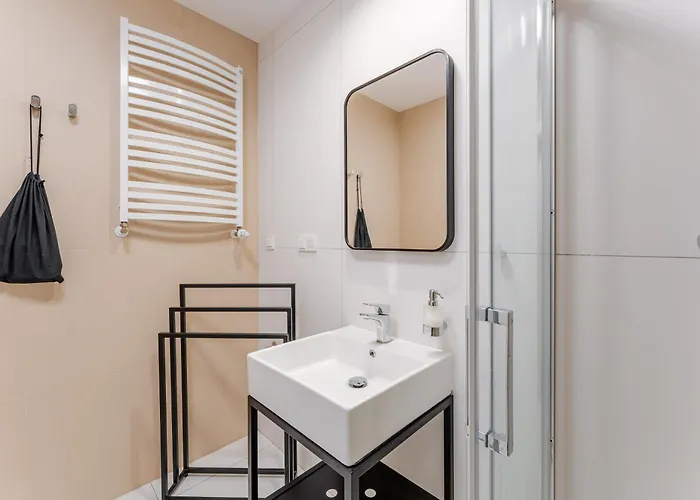 Riverside Comfort By Bookinghost Apartmán *